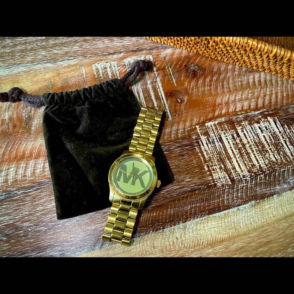 Classic Gold MK Watch